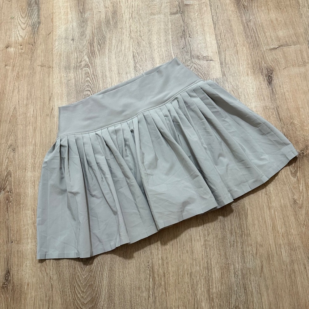 YPB x Abercrombie | Woman's Gray Pleated Active Athleisure Skort Skirt, Size M